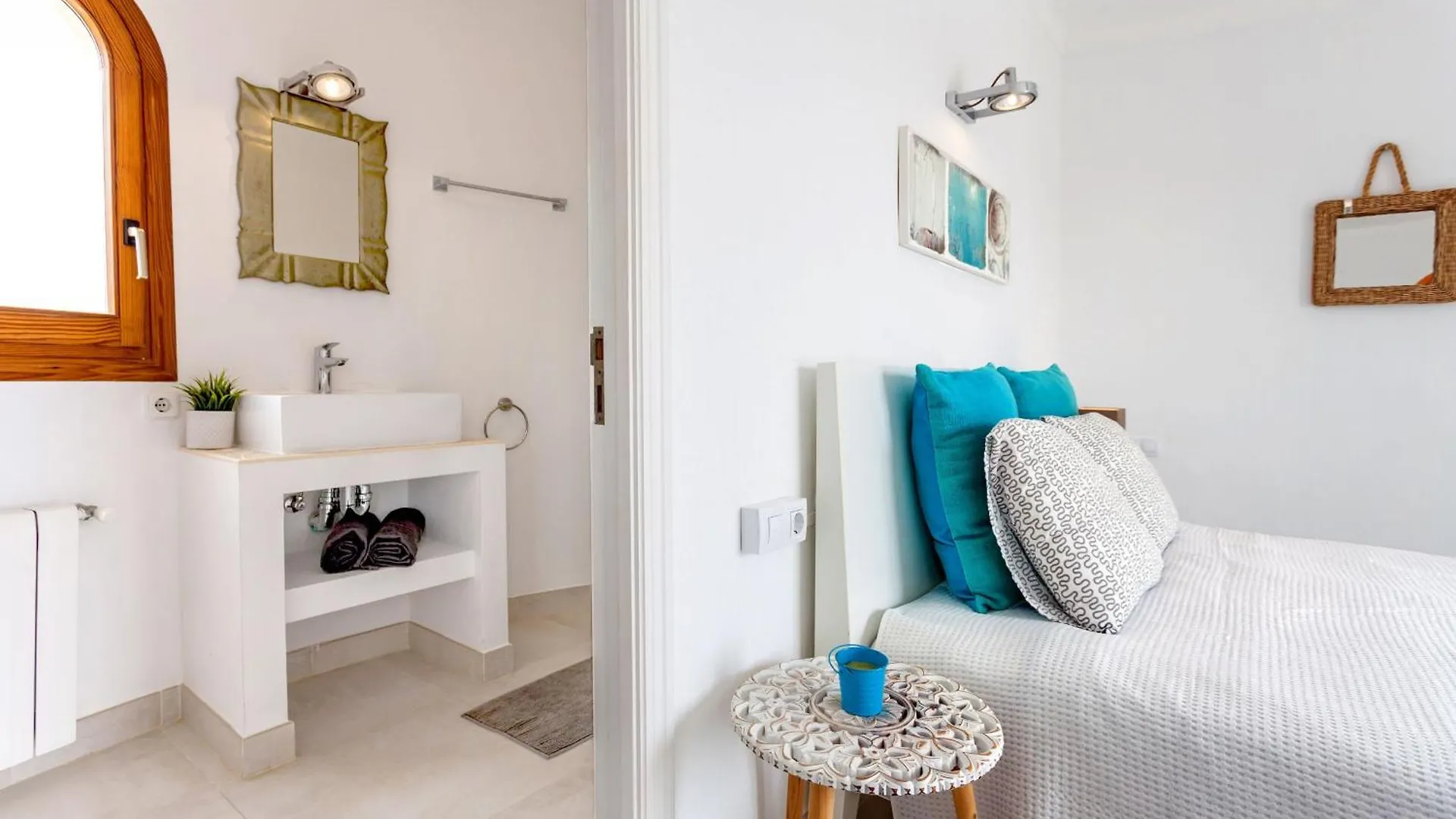 Villa Torre Mar With Swimming Pool And 100M To The Beach Santanyi Spain